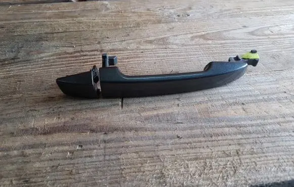 Subaru Impreza III Rear door exterior handle