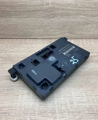 Mercedes-Benz E W211 Door control unit/module 2118208485 00006802