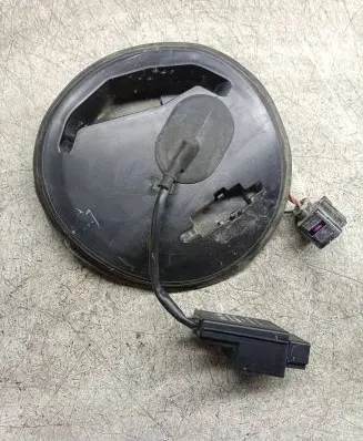 Volkswagen Jetta V Fuel tank cap trim 1K0971839E