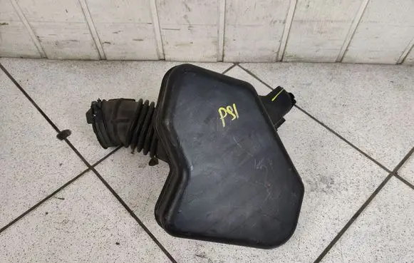 Mazda CX-9 Intake resonator VP7TU-9F764-AB