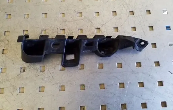 Volkswagen PASSAT B7 Front bumper mounting bracket 3AA807183