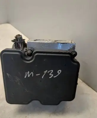 Nissan NV400 ABS Pump 0265956149 0112032 2265106516