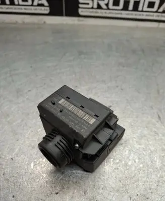 Mercedes-Benz CLK A209 C209 Ignition lock 2095450508 33002403