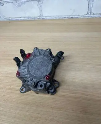 Audi A6 S6 C6 4F Vacuum pump 03G145209C