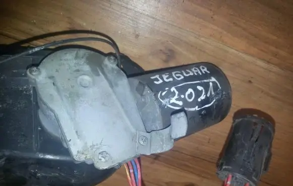 Jaguar XJ X40 Wiper motor