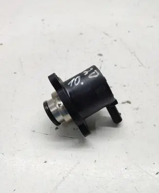 Hyundai i20 (BC3 BI3) Vacuum valve 394502M400 70698104