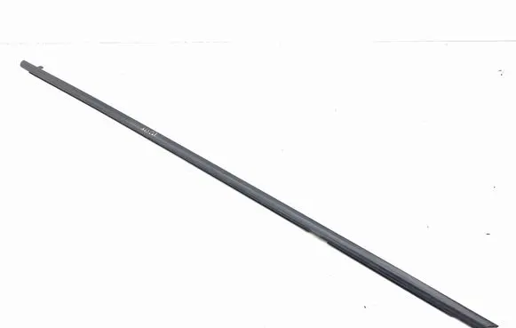 Toyota GT 86 Front door glass trim molding 