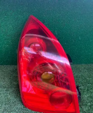 Nissan Primera Rear/tail lights