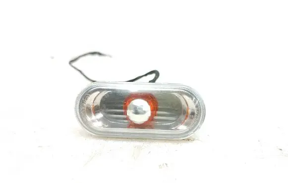 Volkswagen Transporter - Caravelle T5 Front fender indicator light 7H0949117 0215660 24CP
