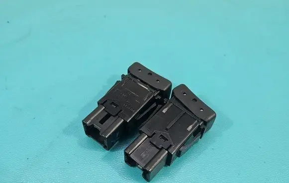 Suzuki SX4 S-Cross Seat control switch 17Y01MD IMPRK1456775