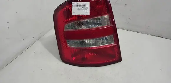 Skoda Fabia Mk1 (6Y) Rear/tail lights 6Y9945095E 6Y9945111D
