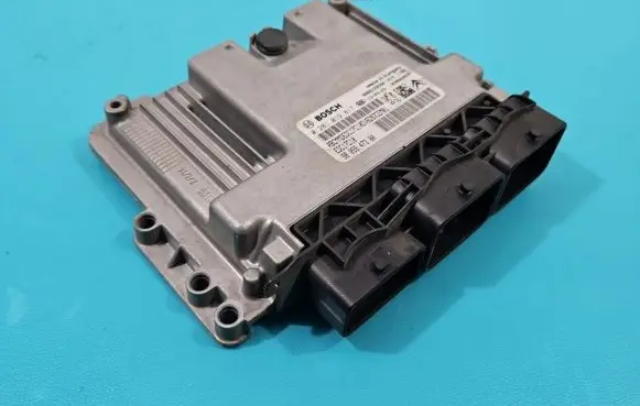 Peugeot 308 Engine control unit/module ECU 0281019817 IMPRK1382386
