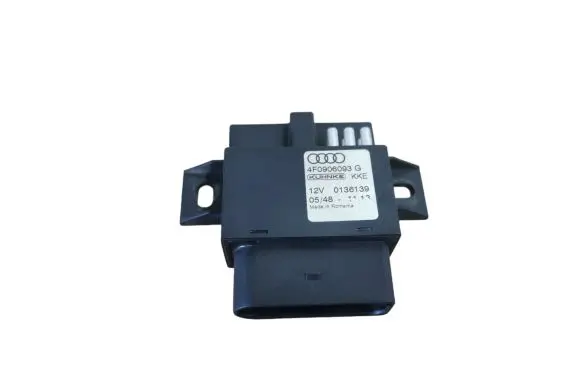 Audi A4 S4 B7 8E 8H Fuel injection pump control unit/module 4F0906093G 0136139