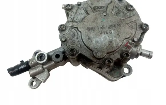 Volkswagen Golf IV Vacuum pump 038145209M