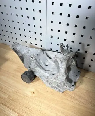 Generator/alternator bracket