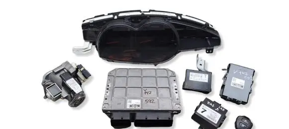 Toyota Verso Engine ECU kit and lock set 838000F110 4502002160 8907002570