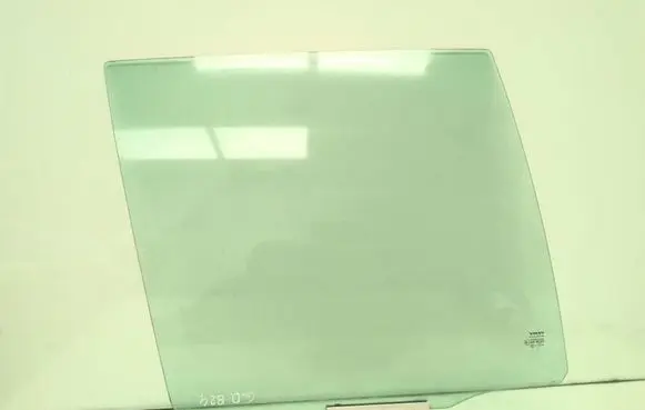 Volvo XC90 Rear door window glass 43R001582 DOT682M3240AS2 E000199