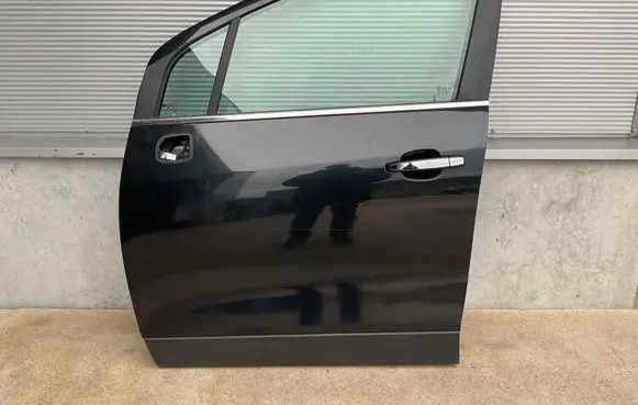 Opel Mokka Front door