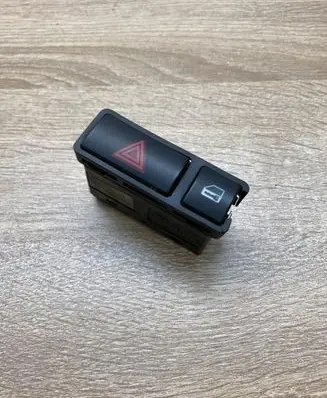 BMW 3 E46 Hazard light switch 8368920
