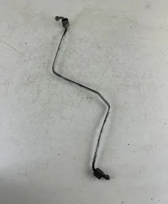 Toyota Land Cruiser (HDJ90) Fuel injector supply line/pipe 
