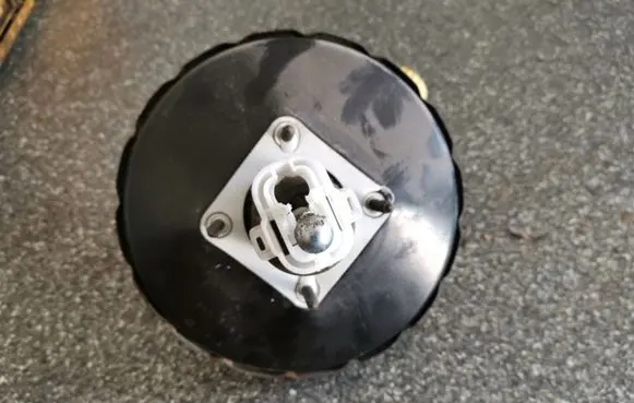 Fiat 500 Brake booster 04581513AC 0204750045