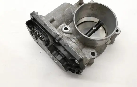 Toyota C-HR I Throttle valve 220300T110