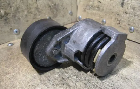 Renault Scenic I Alternator belt tensioner 8200460446 15DCIMK2 8200048486