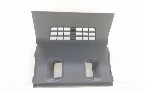 Rear air vent grill