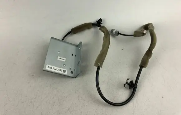 Subaru Outback (BS) Aerial antenna amplifier 86277AL400