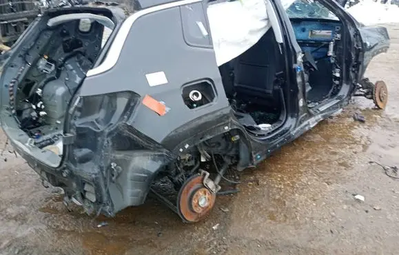 Jeep Compass Front quarter panel 