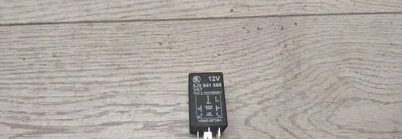 Skoda Roomster (5J) Other relay 5j0941589