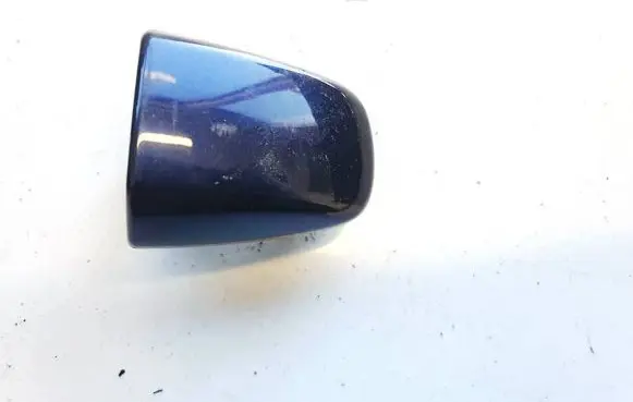 Toyota Avensis T270 Loading door cover/cap 