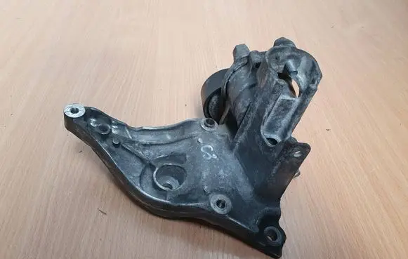 Citroen C3 Engine mounting bracket 9808696880