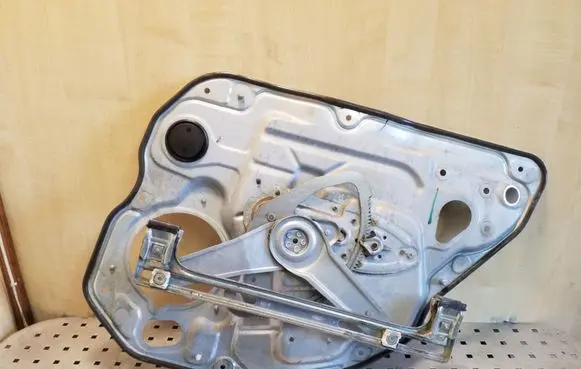 Volvo XC70 Rear window lifting mechanism without motor 30661067 983041102