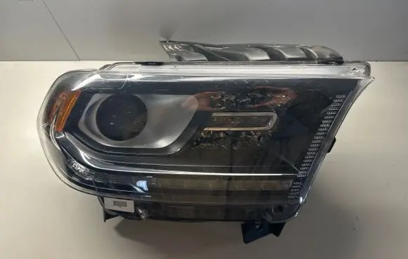 Dodge Durango Headlight/headlamp 68423852AE