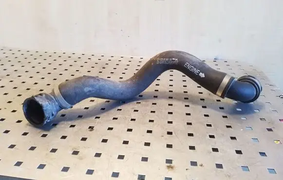 Mercedes-Benz C W205 Engine coolant pipe/hose A2055013991