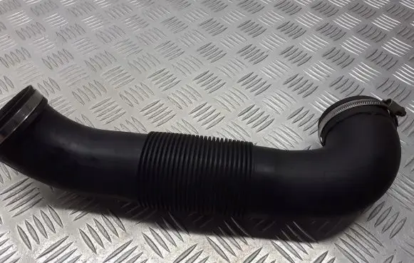 Opel Signum Air intake hose/pipe 9231937
