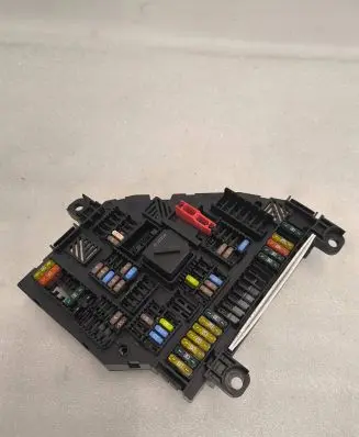 BMW X3 F25 Fuse module 9210860 117033453E 03258142