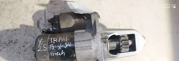 Nissan X-Trail T30 Starter motor 233008H500