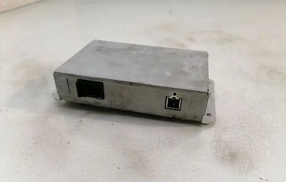 BMW 5 E60 E61 Other control units/modules 0411033