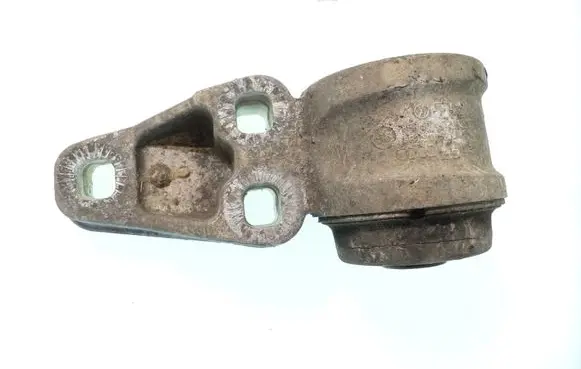 Volkswagen PASSAT B5 Rear axle beam mounts housing 8E0501522L