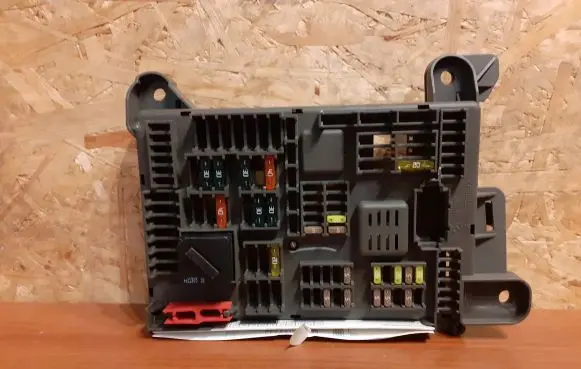 BMW X5 E70 Fuse box set 518954021A 92405081