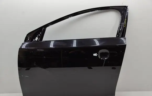 Volvo V40 Front door 
