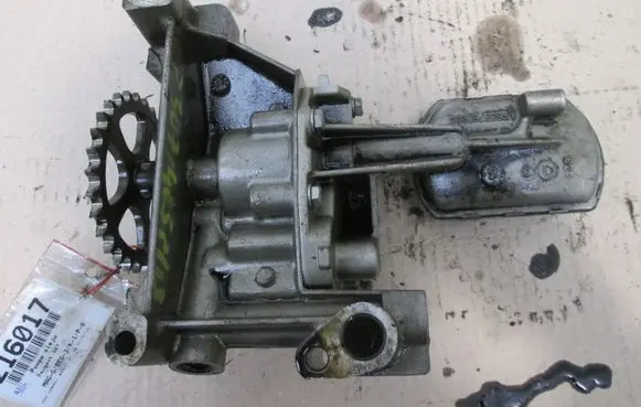 Peugeot 307 CC Oil pump 