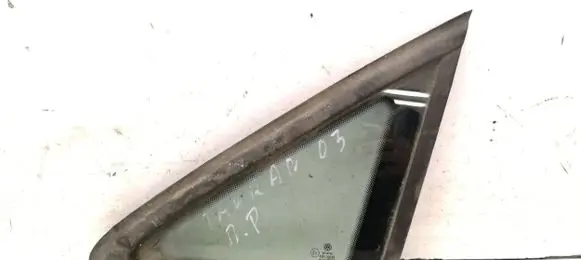 Volkswagen Touran I Front triangle window/glass 43R00048 DOT24AS2M68