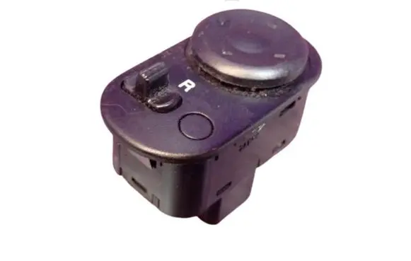 Chevrolet Nubira Wing mirror switch 
