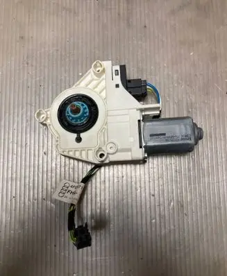 Audi A6 Allroad C6 Front door window regulator motor 4F0959802D