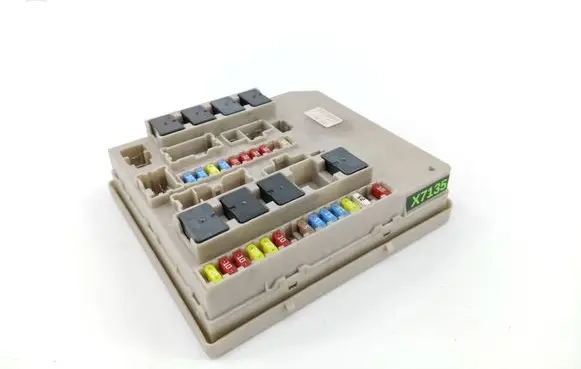 Renault Clio III Other control units/modules 902665A