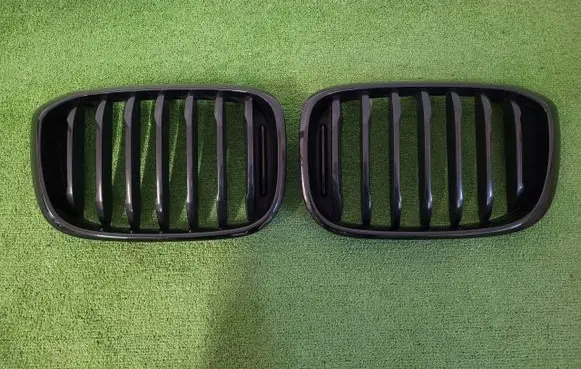 BMW X3 G01 Front bumper upper radiator grill
