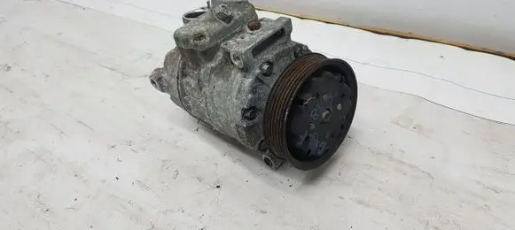 Volkswagen Golf V Air conditioning (A/C) compressor (pump)